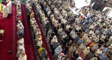 Heniyye için Şanlıurfa'da gıyabi cenaze namazı kılındı