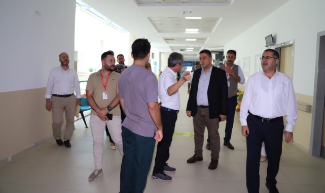 İl Sağlık Müdürü  Solmaz, hastanelerdeki sorunları yerinde inceliyor