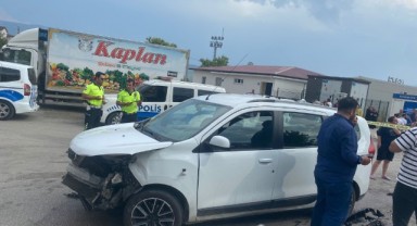 Karabük'te 3 aracın karıştığı kaza: 5 kişi yaralandı