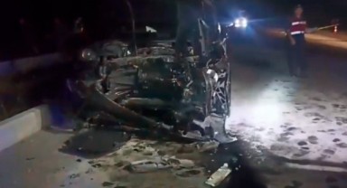 Karayolunda iki otomobil çarpıştı: 7 yaralı