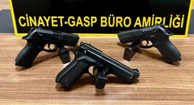 Kars’ta silah ve mühimmat ele geçirildi