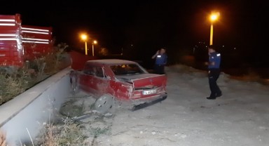 Kontrolden çıkan otomobil duvara çarptı: 1 ölü
