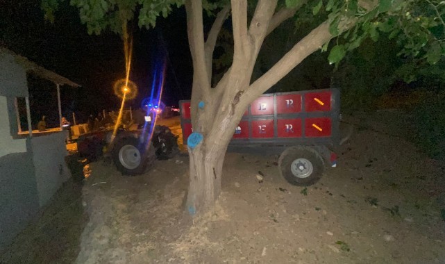 Kontrolden çıkan traktör dehşet saçtı: 2 ölü, 2 yaralı