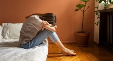 Majör depresyon, sosyal ve mesleki alanlarda sorunlara neden oluyor