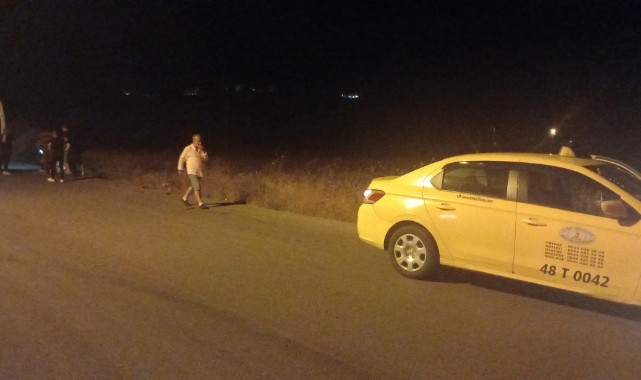 Motosiklet ve otomobil çarpıştı: 2 yaralı