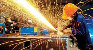 Sanayi üretimi yıllık azalışa geçti!