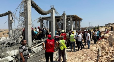 Şanlıurfa'da inşaat çöktü! 2 işçi yaralandı