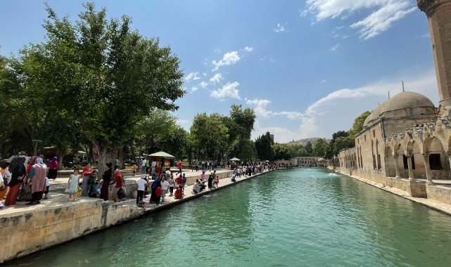 Şanlıurfa'da sıcak havalar bunaltıyor