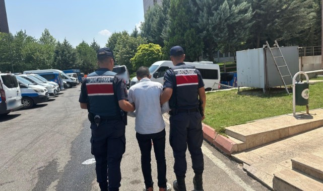 Tehdit suçundan araması bulunan firari yakalandı