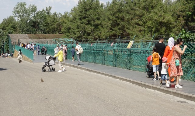 Urfalılar Doğal Yaşam Parkına akın ediyor