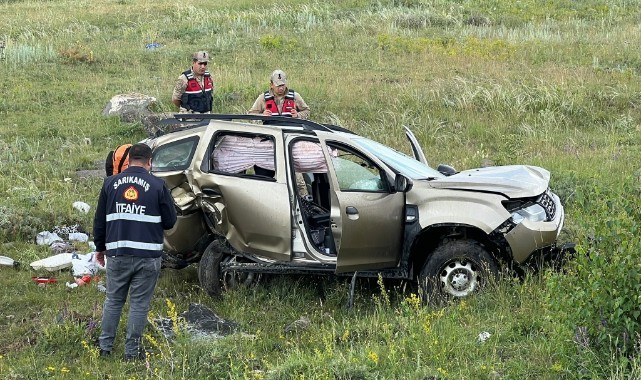 Yoldan çıkan otomobil şarampole uçtu: 3 yaralı