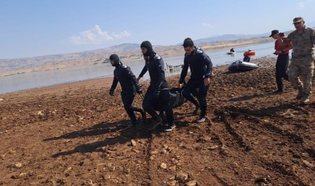 16 yıl önce babasının boğulduğu yerde boğuldu