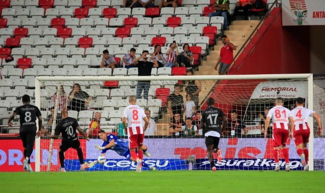 Antalyaspor: 3 - Hatayspor: 2