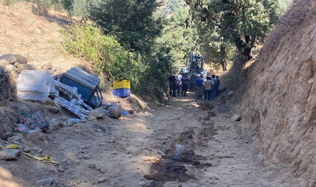 Bahçe yolunda feci kaza: 2 ölü, 2 yaralı