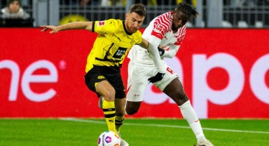 Dortmund, Salih Özcan'ı Wolfsburg'a kiraladı