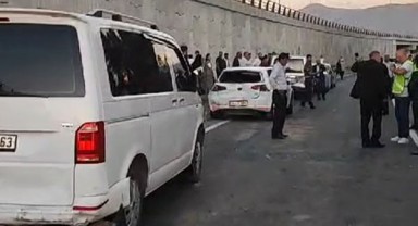 Düğün konvoyunda zincirleme kaza: 8 yaralı