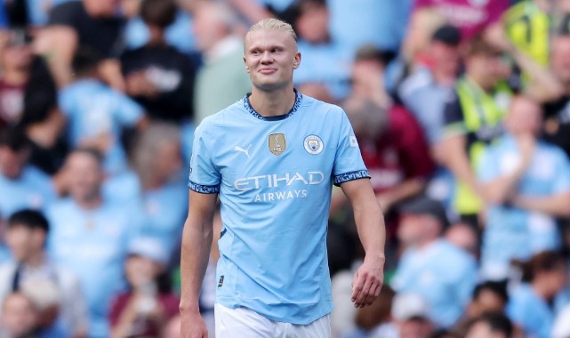 Erling Haaland, Wayne Rooney’i yakaladı