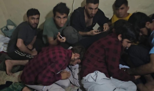 Erzurum 16 kaçak göçmen yakalandı