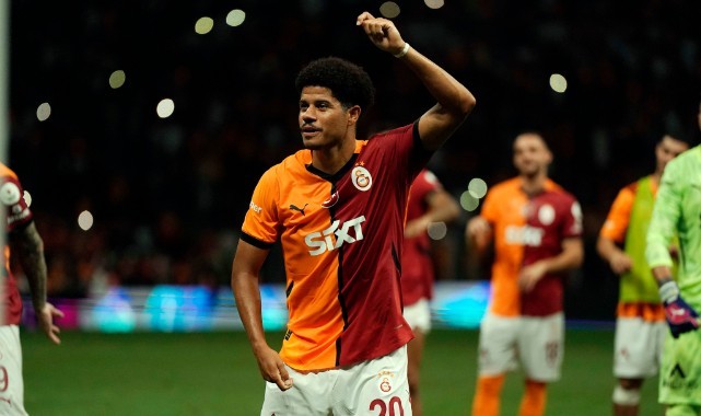 Gabriel Sara, Championship'te en iyi 11'e seçildi