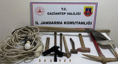 Gaziantep'te kaçak kazı yapan 4 şüpheli yakalandı