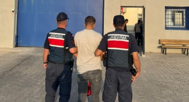 Hırsızlık suçundan aranan şahsı jandarma yakaladı