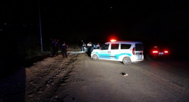 Husumetli şahısların kavgası kanlı bitti: 1 yaralı