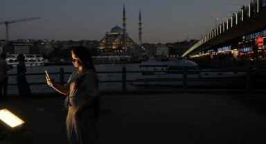 İklim değişikliği nedeniyle vatandaşlar gece sıcaklığına maruz kalıyor
