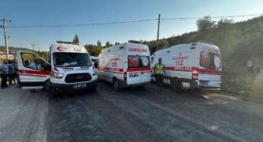 İşçi servisi ile itfaiye aracı çarpıştı: 8 yaralı