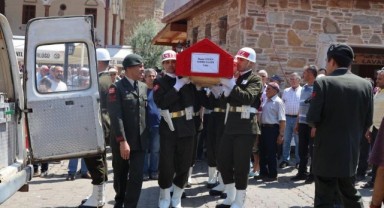 Kıbrıs Gazisi son yolculuğuna uğurlandı
