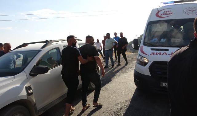Kontrolden çıkan hafif ticari araç dehşet saçtı