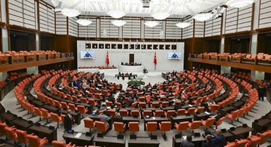 Milletvekili transferleri sonrası Meclis’te sandalye dağılımı değişti