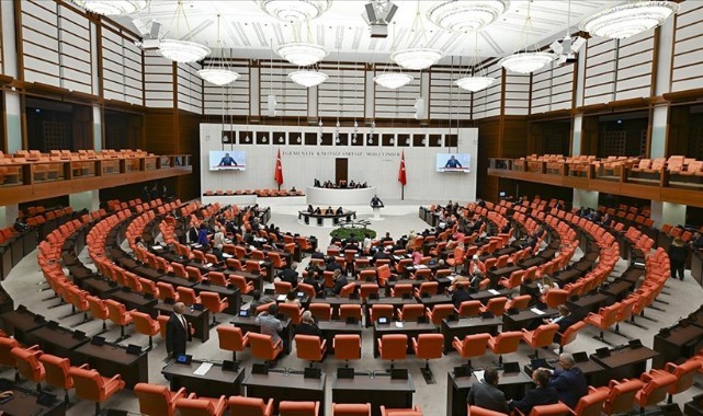 Milletvekili transferleri sonrası Meclis’te sandalye dağılımı değişti