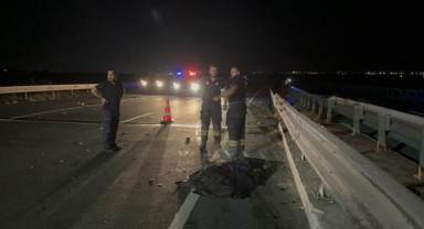 Motosikletli arabayla kafa kafaya çarpıştı: 1 ölü, 5 yaralı