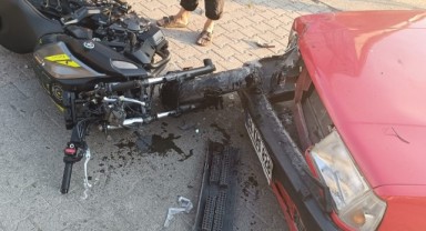 Otomobil ile motosiklet çarpıştı: 1 yaralı