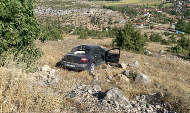 Otomobil şarampole devrildi: 1 yaralı
