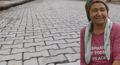 Parke taşıyla 53 yaşındaki karısını öldürdü!