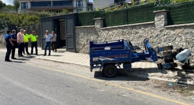 Pat pat duvara çarparak devrildi: 1 ölü, 7 yaralı