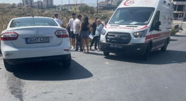 Polis otosu ile otomobil çapıştı: 2 yaralı