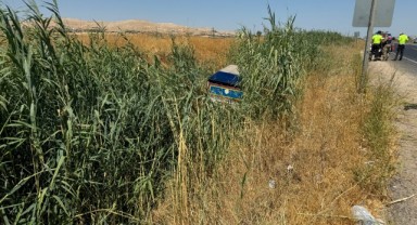 Şanlıurfa'da kamyonet tahliye kanalına düştü! 1 yaralı