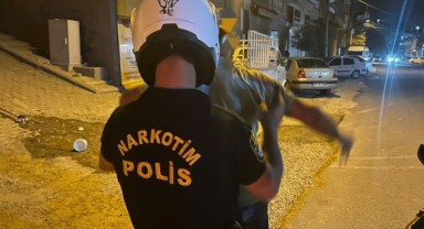 Şanlıurfa'da Uyuşturucu Suçuyla Aranan Şahıs Yakalandı