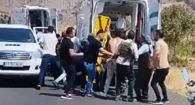 Silopi'de servis aracı patladı! 1 kişi öldü, 8 kişi yaralandı