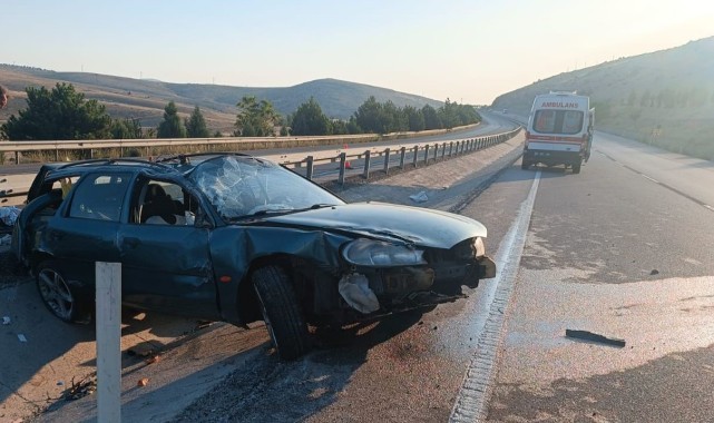 Takla atan otomobilde 3 kişi yaralandı