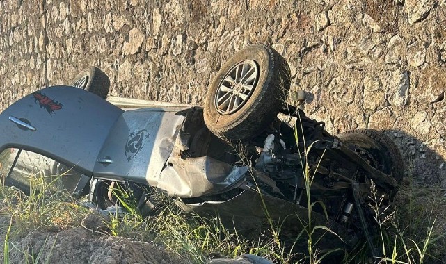 Tek yönlü trafik kazası: 3'ü ağır 5 kişi yaralandı