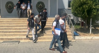 Urfa'da polis kıyafeti ile kuyumcu soyan zanlılar tutuklandı