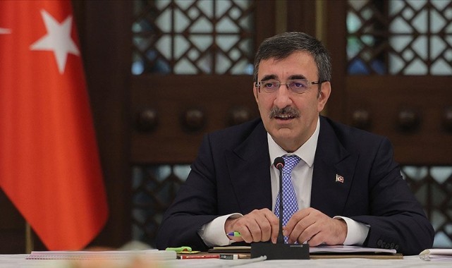 Yılmaz "Dezenflasyon süreci hız kesmeden devam ediyor"