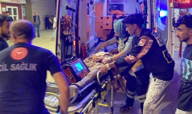 12 yerinden bıçaklanan genç canından oldu!