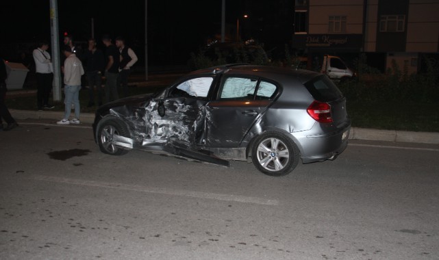 Beyşehir'de otomobiller çarpıştı: 4 yaralı