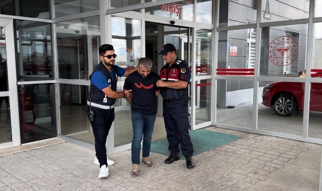 Çeşitli suçlardan aranıyordu! Yakayı ele verdi