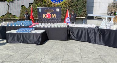 Çok sayıda kaçak ilaç ele geçirildi