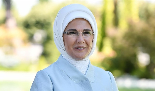 Emine Erdoğan'dan yeni eğitim öğretim yılı paylaşımı